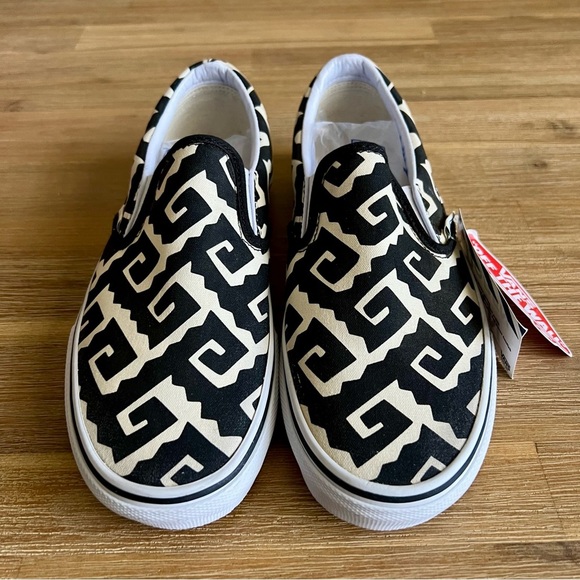 Vans Classics 2014 Van Doren Shoes Mens 7.5 Tribal Print Slip On Skateboarding - Picture 7 of 15